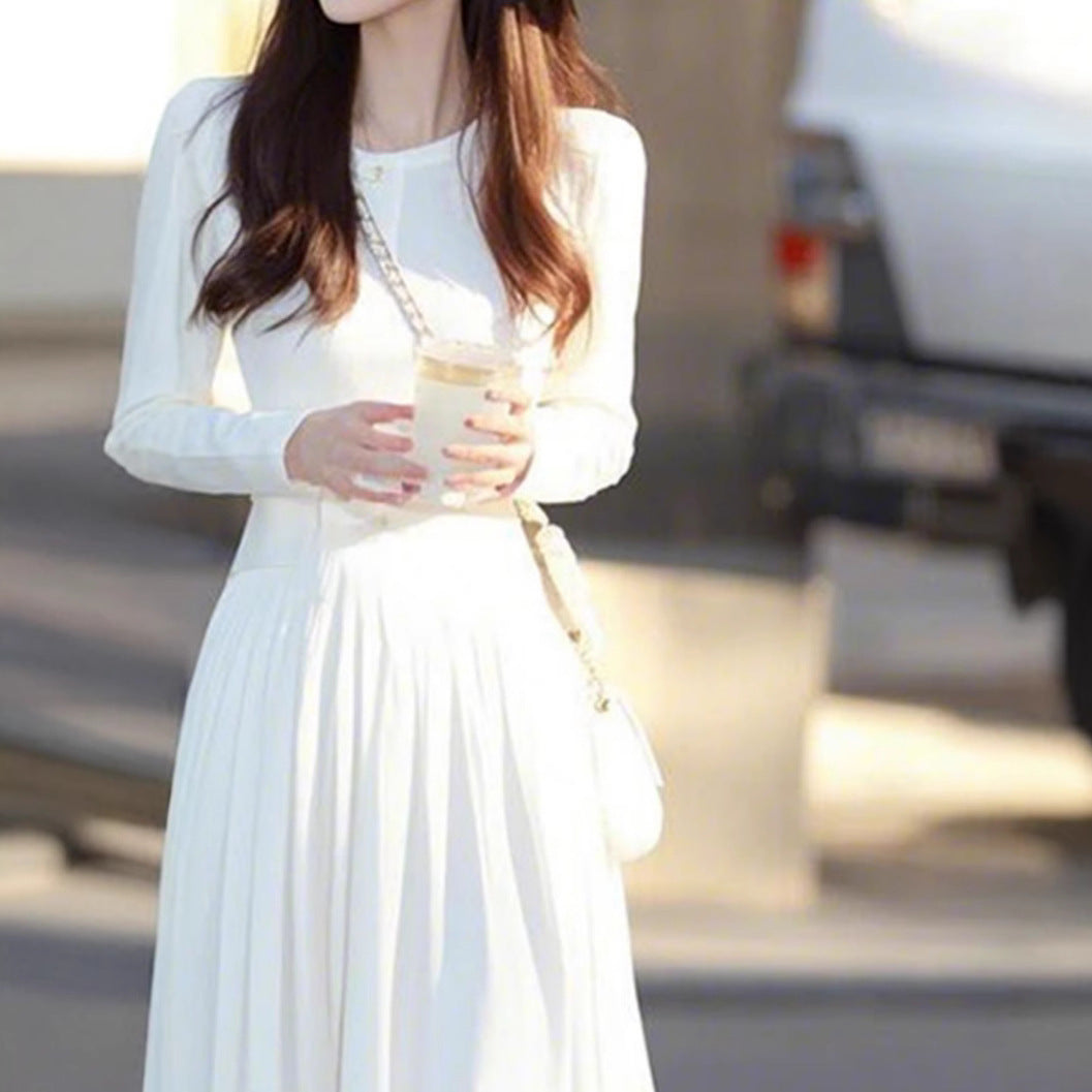 Temperament Ladies Fashion White Dress Design Sense