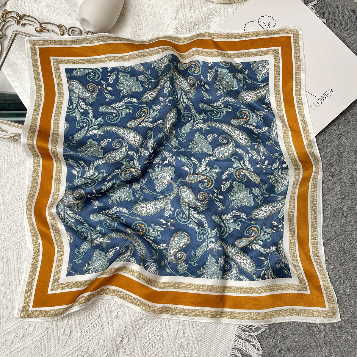 High-grade Korean Style Fashion Business Vintage Printed Scarf For Women