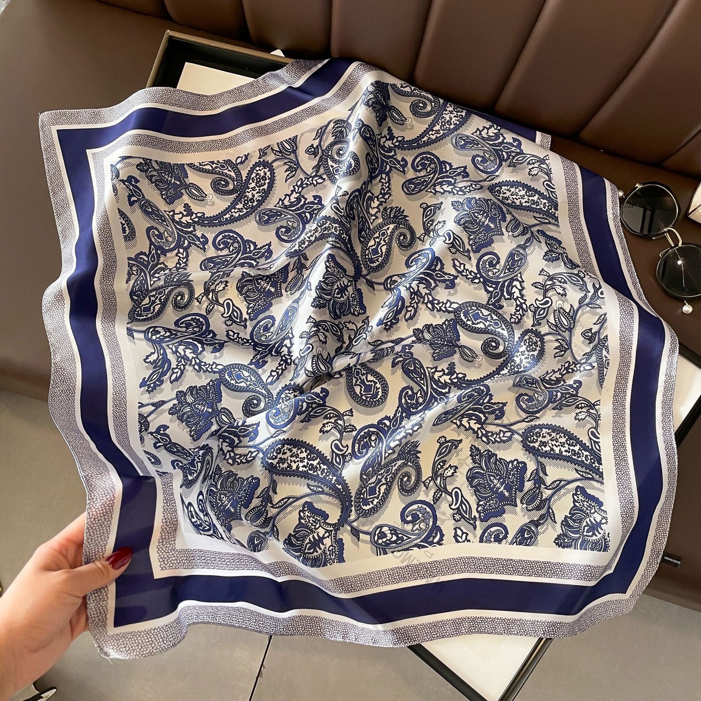 High-grade Korean Style Fashion Business Vintage Printed Scarf For Women